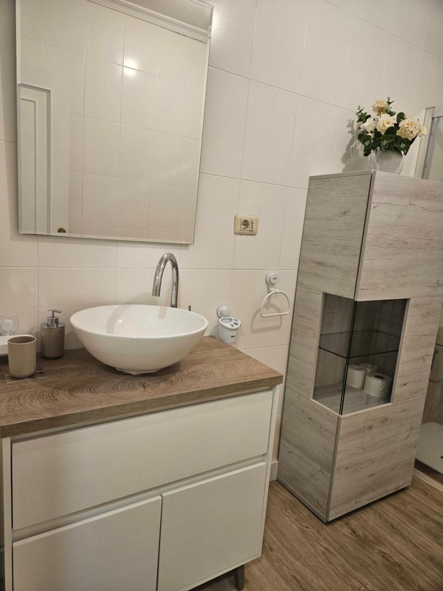 Appartement Alojamiento Ponte Romana à Caldas De Reis Extérieur photo